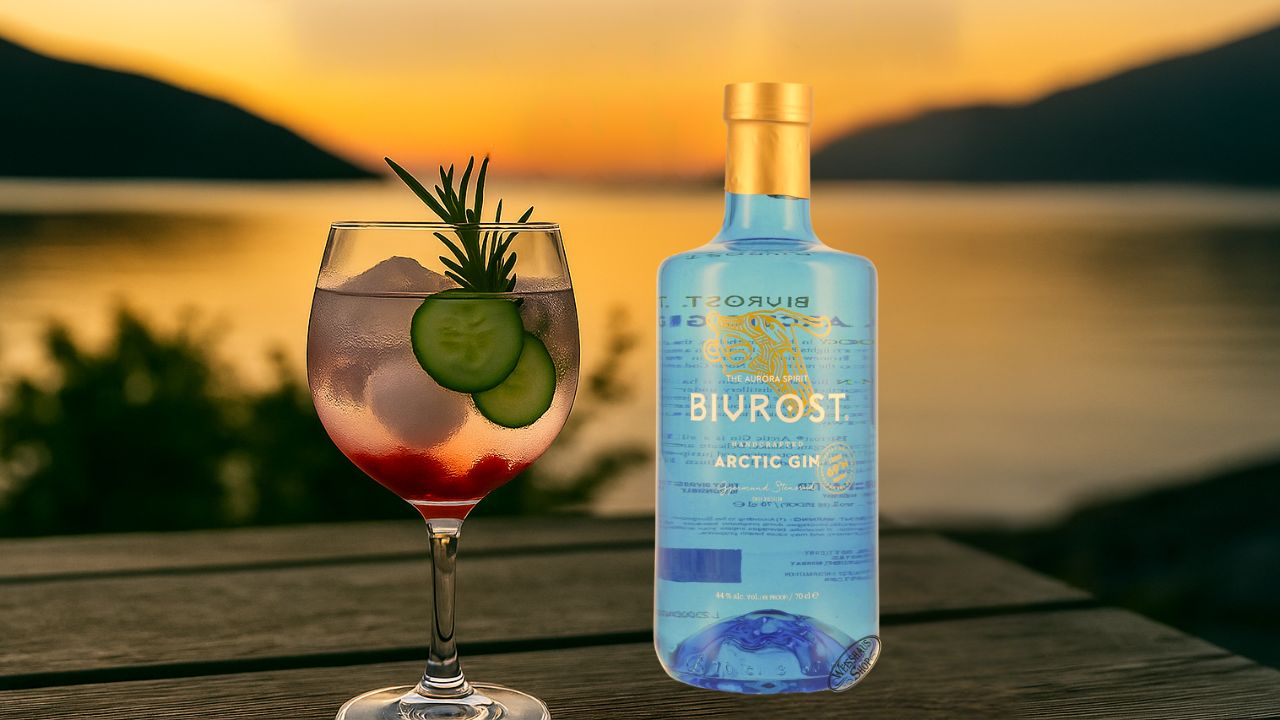 Unser Gin Rezept des Monats: Midnight Sun G&T