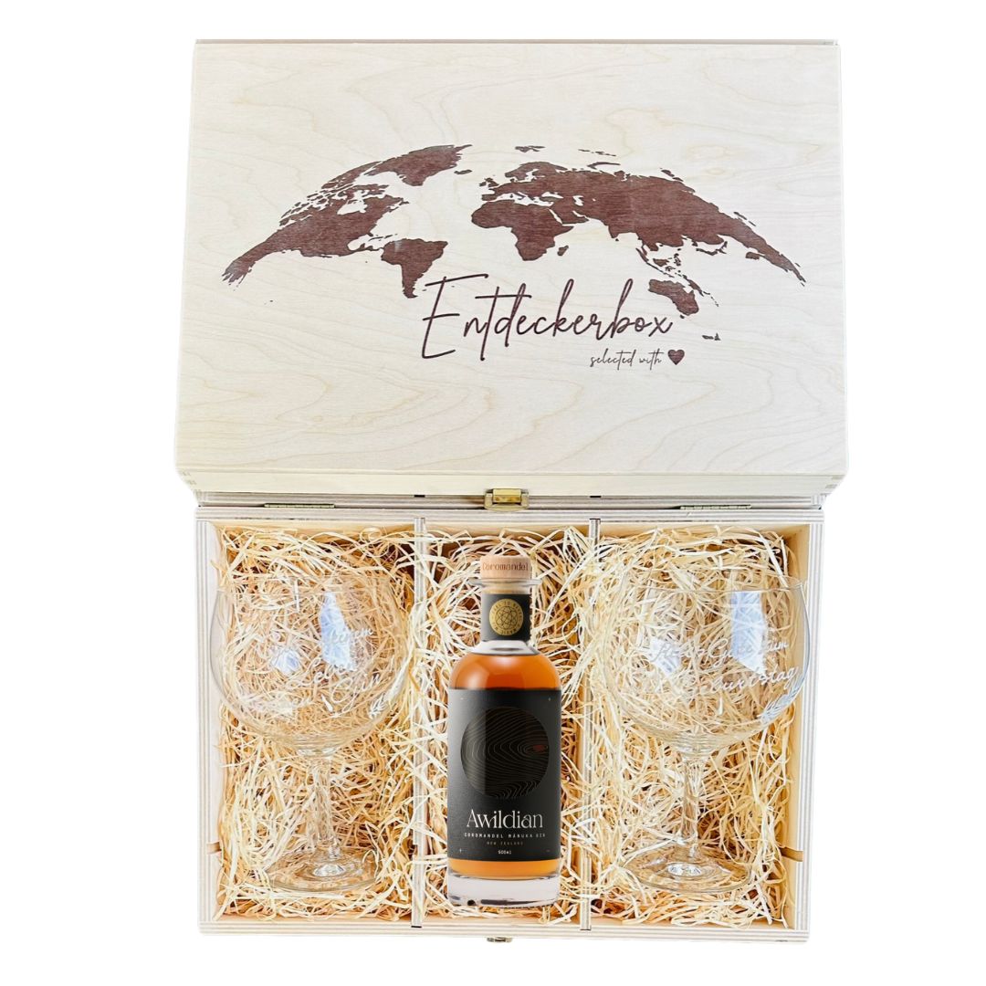 GIN GESCHENKE-SET mit gravierten Ballon Gläsern in edler Holz-Entdeckerbox