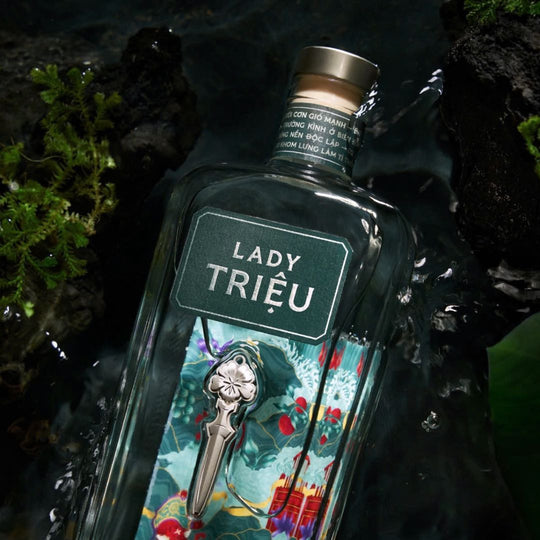 Lady Trieu Contemporary Gin - Vietnam Signature Edition